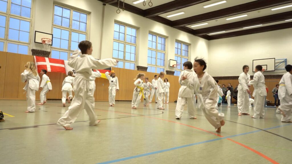 Kicktechniken der Jüngsten – Taekwondo beim TSB Flensburg
