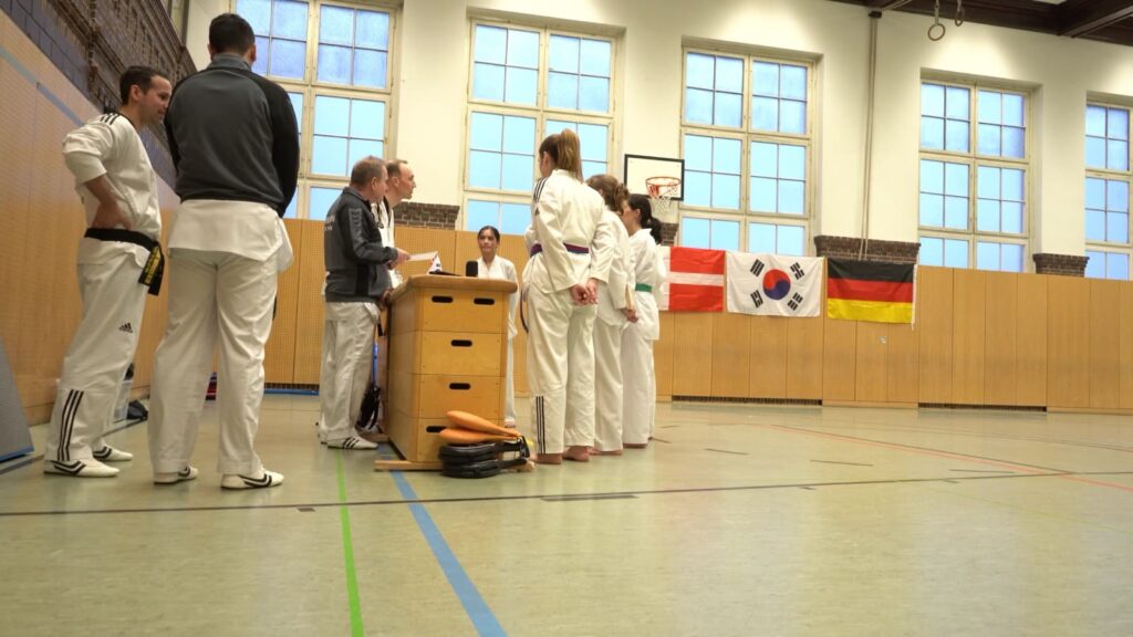 Am Prüfertisch – Taekwondo beim TSB Flensburg